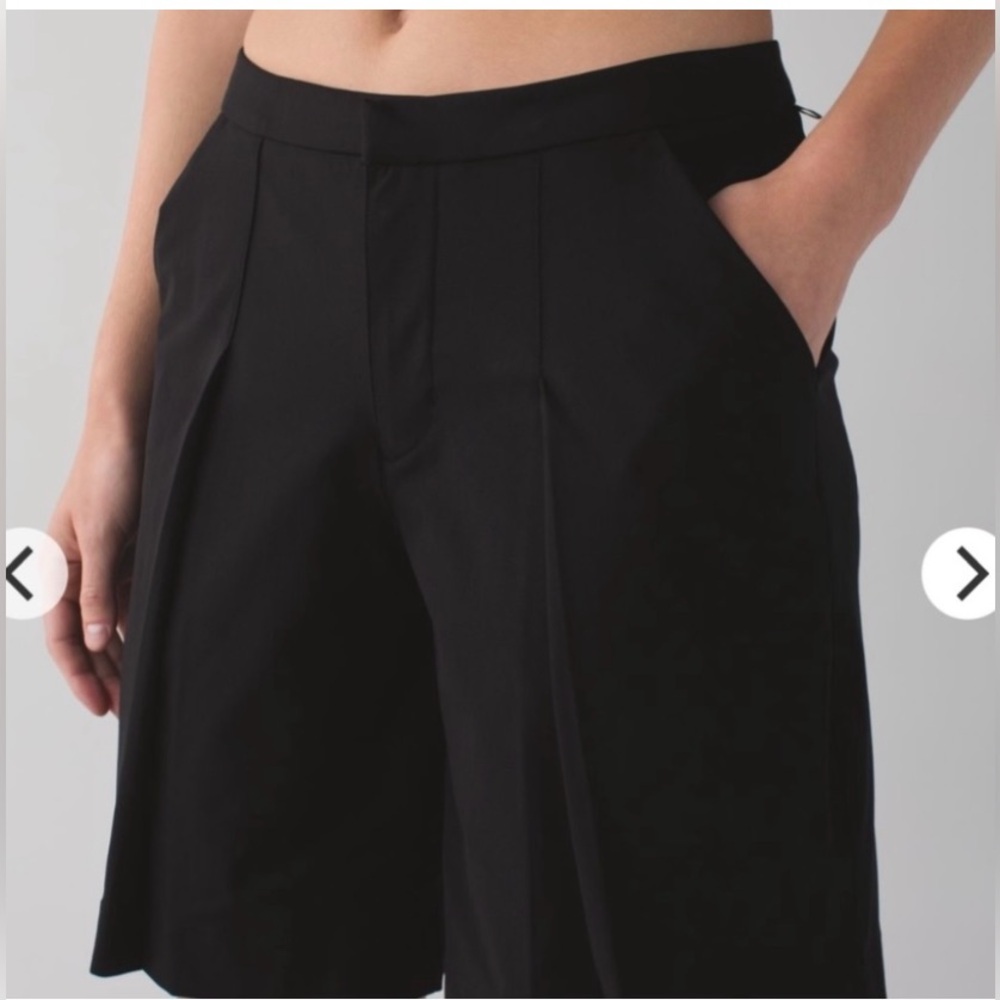 NWT Lululemon Size 6 Black Dress shorts Cute & Flattering Measurements in pics 🍋 - Picture 17 of 17